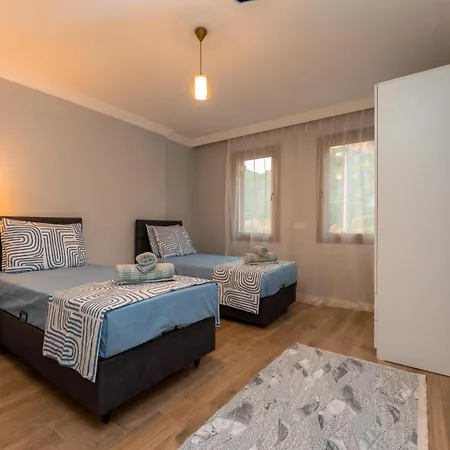 Mimosa Villa *